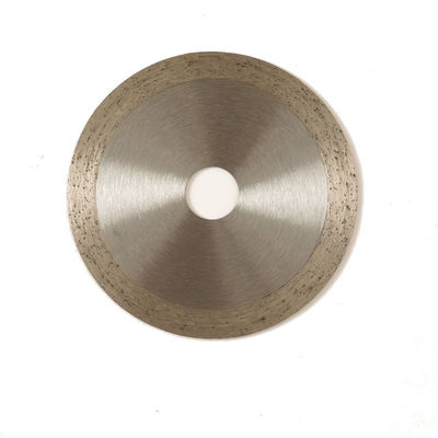 kalte Presse ununterbrochener Rim Diamond Blade For Ceramic 4.3inch 110×1.2/1.8×10×20mm, marmorn mit langem Schnittleben