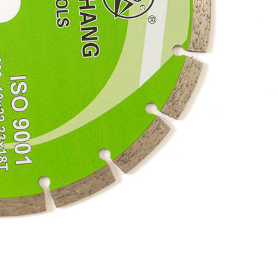 Kalte Presse 230×1.8/2.6×10×22.23×18T segmentierte Diamond Blade Dry Cutting Porcelain-Ausschnitt-Diskette für keramisches, Fliese, Granit