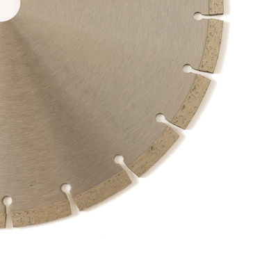 Segmentierter Diamond Blade Cold Press 4.3inch ‚110×1.2/1.8×10×20×8T für universellen Zweck mit langem Leben
